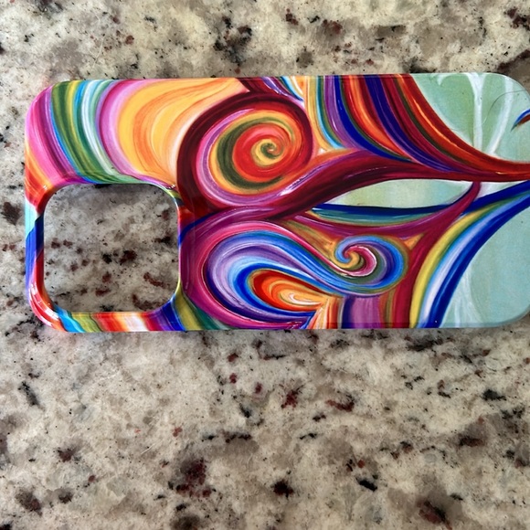 NWOT. Gorgeous heart art Custom made IP 14 PRO phone case. Never used. - Picture 2 of 8